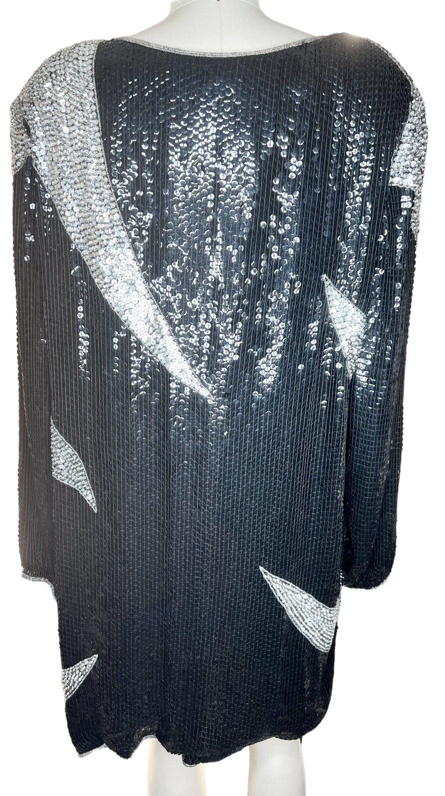 Women’s Silver & Black Silk Lined Sequined Knee Length Duster Size M/L