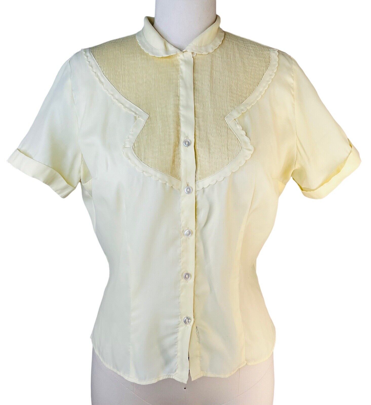 50’s Bozart By Helitzer Hand Detailed Pale Yellow Short Sleeved Pleated Blouse 